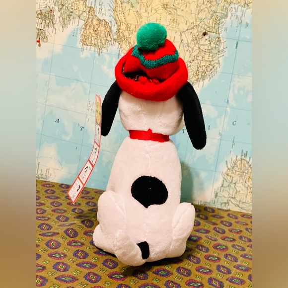 Snoopy Christmas Plushie 60th Anniversary Edition - Picture 3 of 6